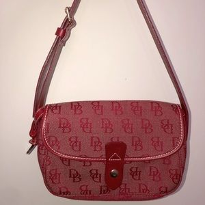 Denim red Dooney & Bourke shoulder bag